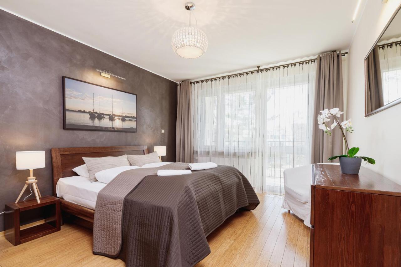 Apartments Obopolna Cracow By Noclegi Renters Краків Екстер'єр фото